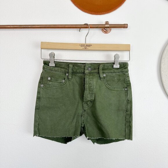 We The Free Shorts 25 - Picture 1 of 2